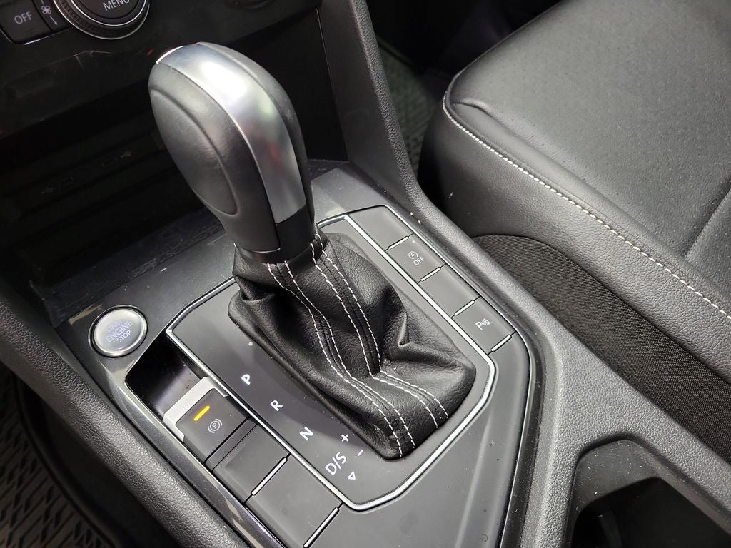 2021 Volkswagen Tiguan 2.0T SE R-Line Black