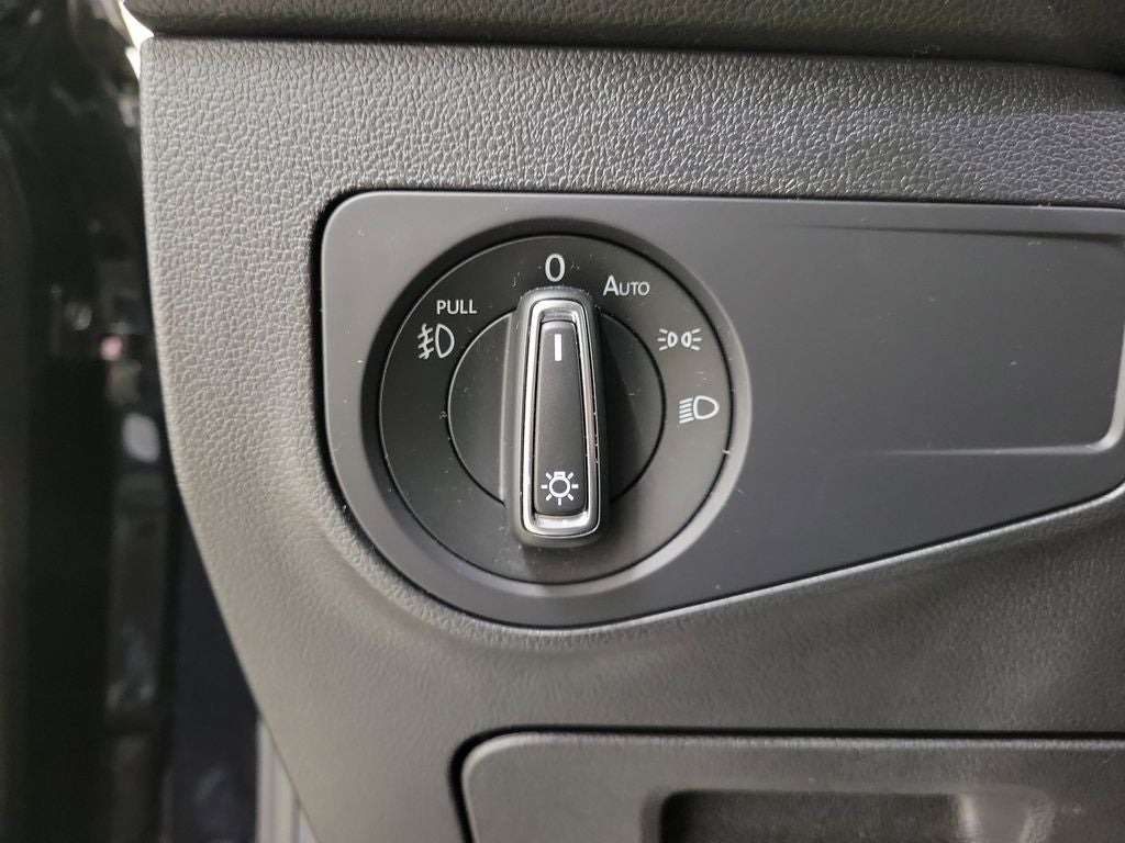 2021 Volkswagen Tiguan 2.0T SE R-Line Black