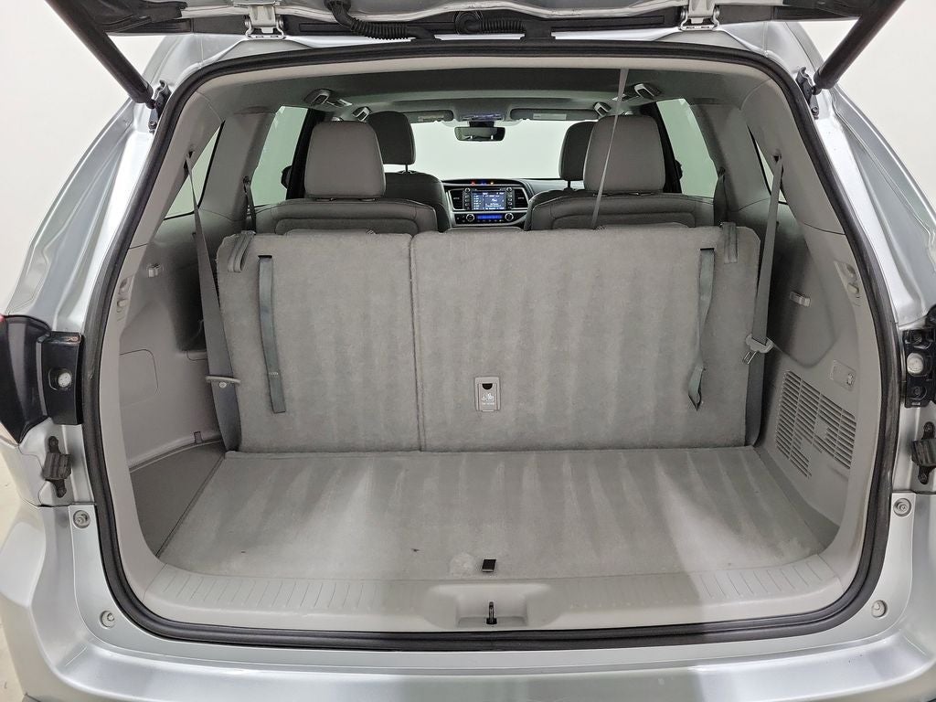 2017 Toyota Highlander Base