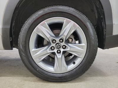 2017 Toyota Highlander Base