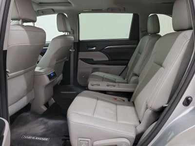 2017 Toyota Highlander Base