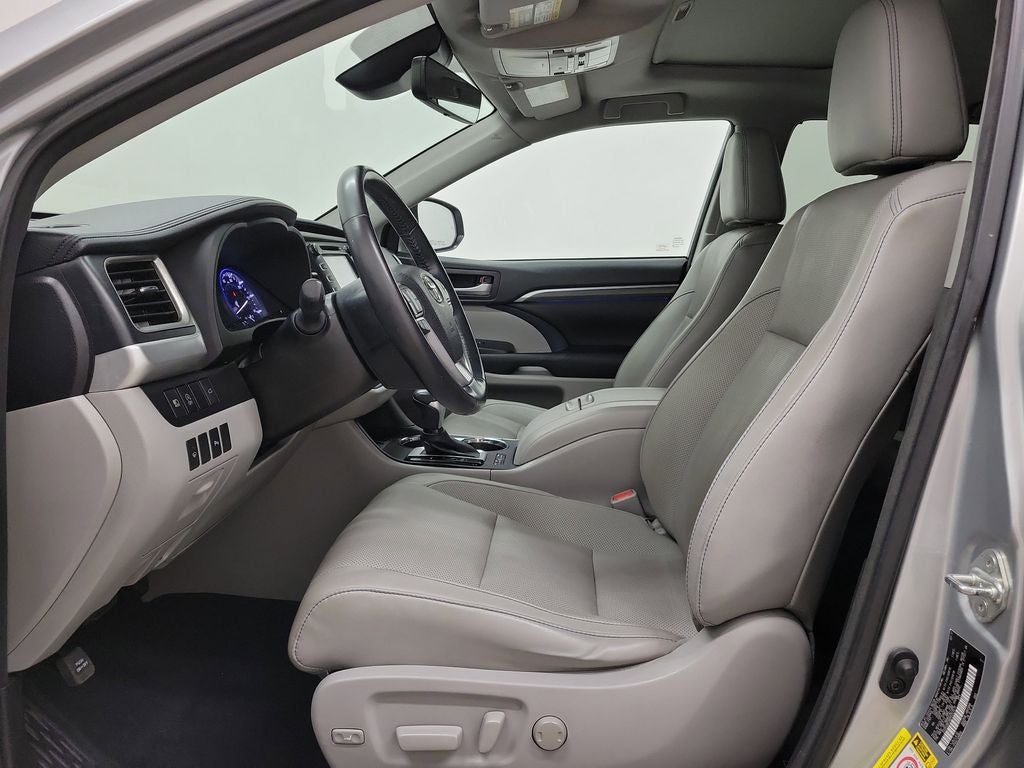 2017 Toyota Highlander Base