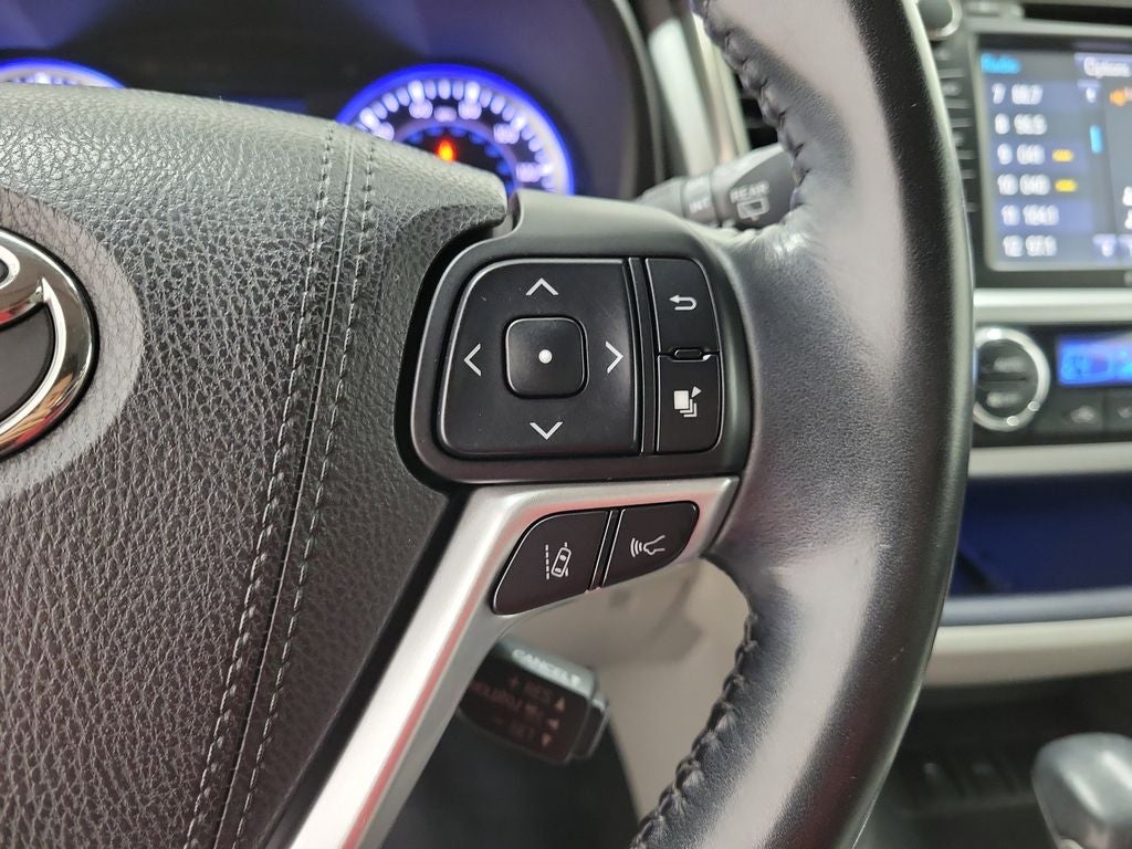 2017 Toyota Highlander Base