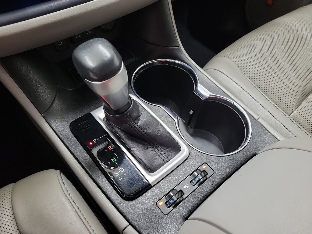 2017 Toyota Highlander Base