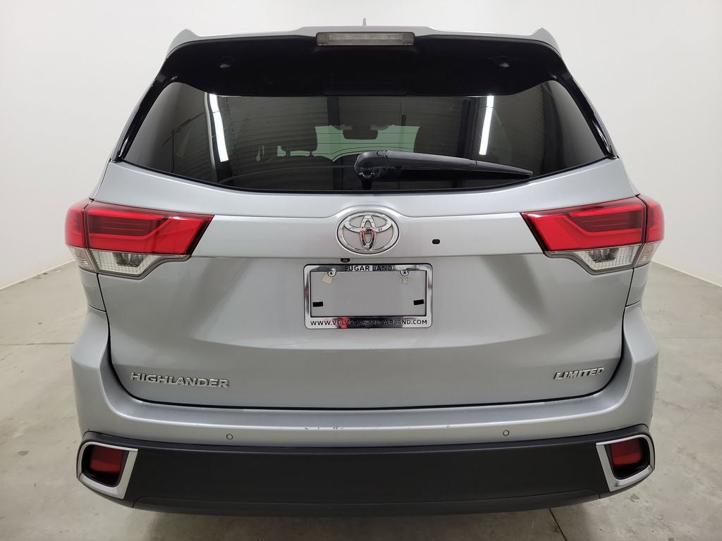 2017 Toyota Highlander Base