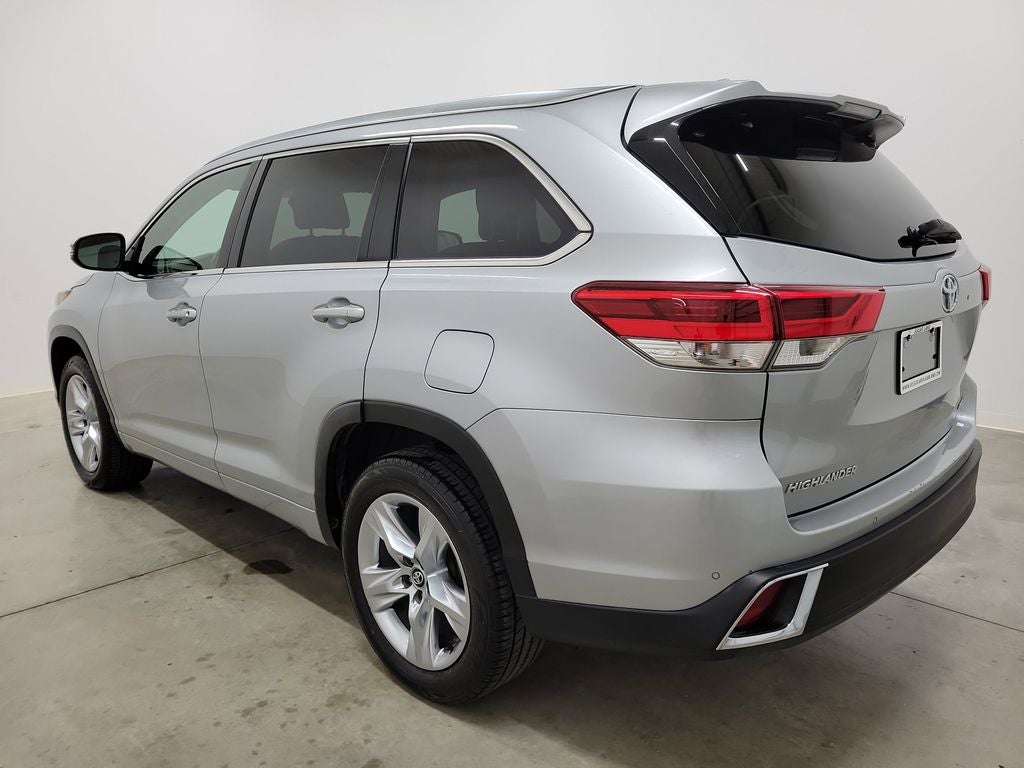 2017 Toyota Highlander Base