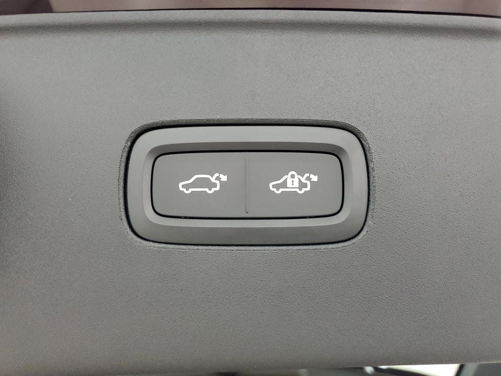 2025 Volvo EX90 Twin Motor Performance Ultra 6-Seater