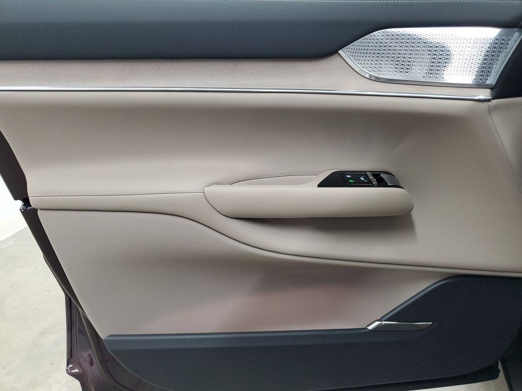 2025 Volvo EX90 Twin Motor Performance Ultra 6-Seater