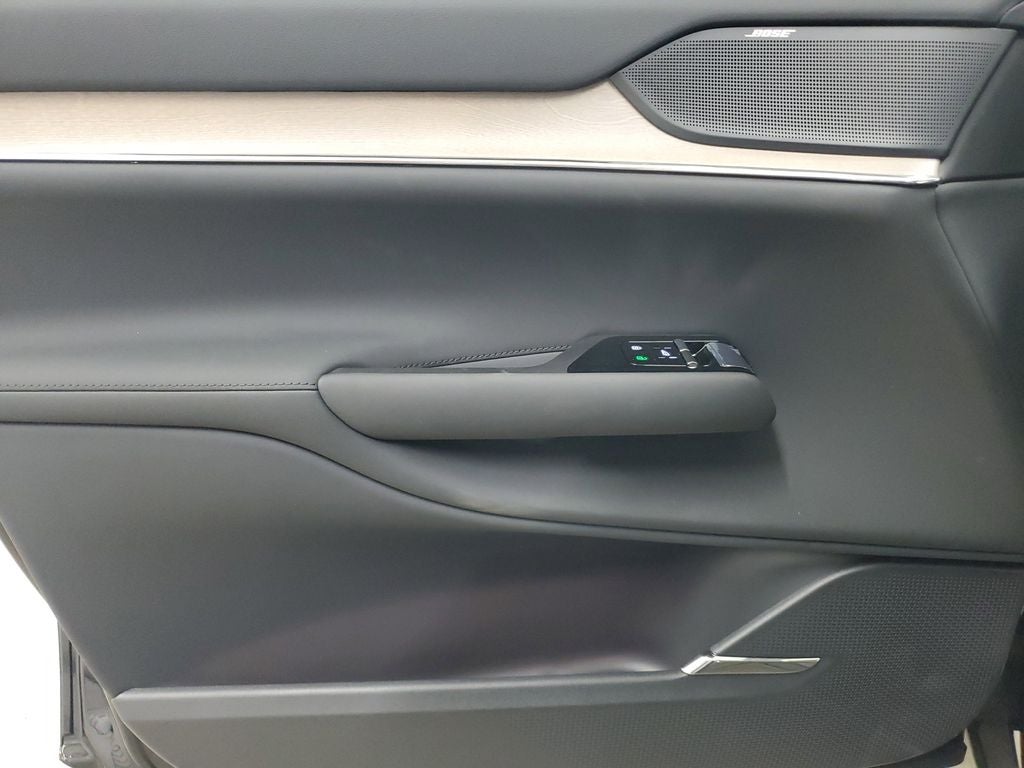 2025 Volvo EX90 Twin Motor Performance Ultra 6-Seater