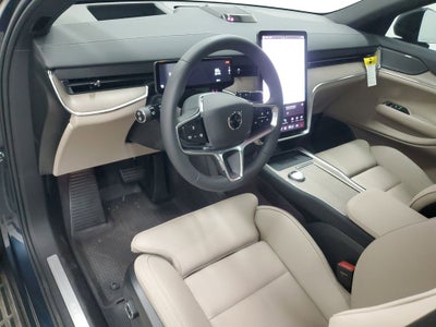 2025 Volvo EX90 Twin Motor Plus 7-Seater