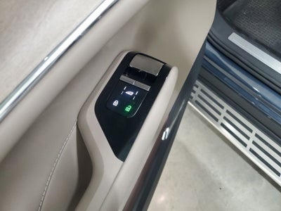 2025 Volvo EX90 Twin Motor Plus 7-Seater