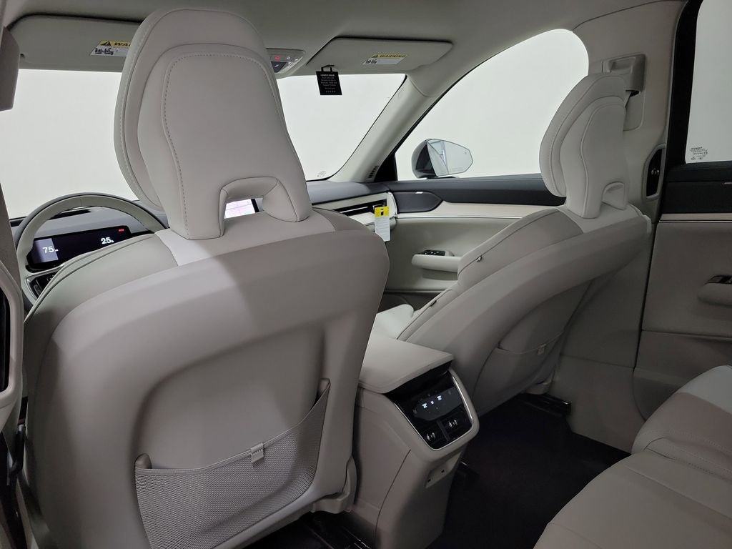 2025 Volvo EX90 Twin Motor Ultra 7-Seater