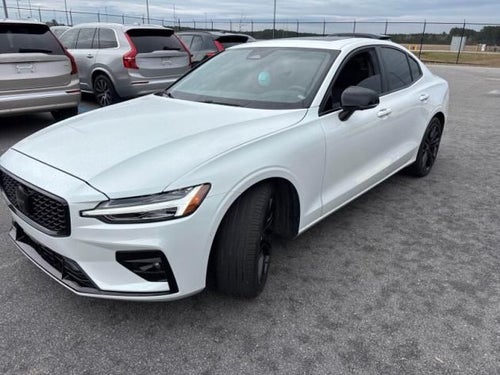 2024 Volvo S60 B5 Plus Black Edition