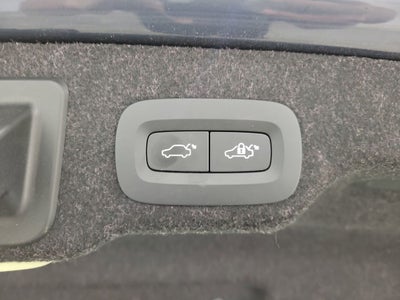 2023 Volvo S90 B6 Plus