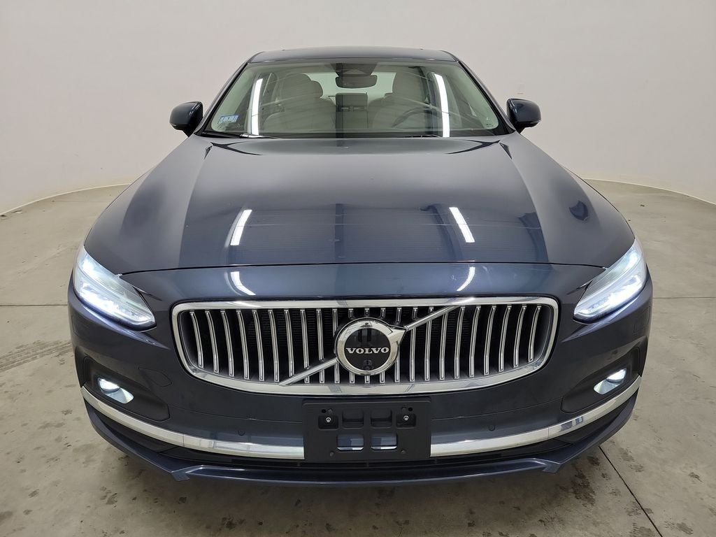 2023 Volvo S90 B6 Plus