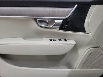 2023 Volvo S90 B6 Plus