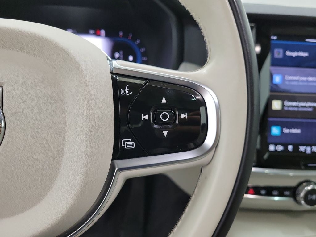 2023 Volvo S90 B6 Plus