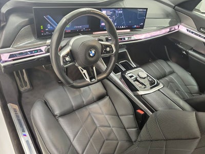 2024 BMW 7 Series 740i