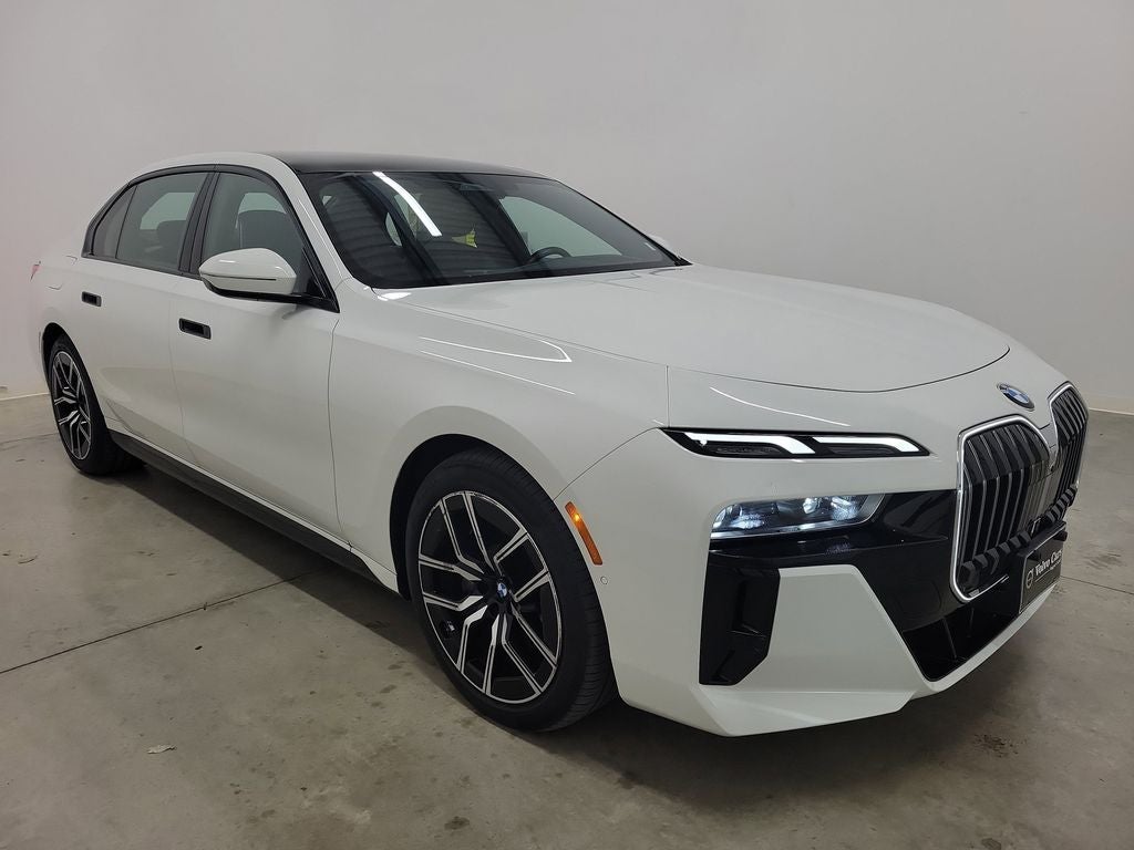2024 BMW 7 Series 740i