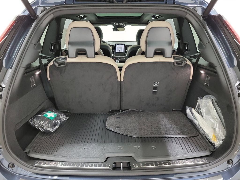 2026 Volvo XC90 B6 Ultra