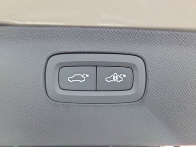 2026 Volvo XC90 B6 Ultra