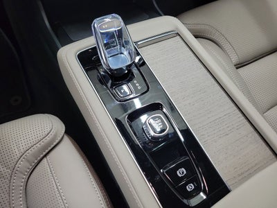 2026 Volvo XC90 B6 Ultra