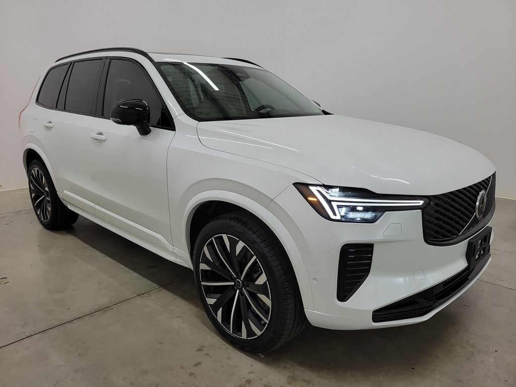2026 Volvo XC90 B6 Ultra