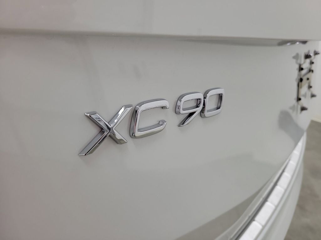 2026 Volvo XC90 B6 Ultra