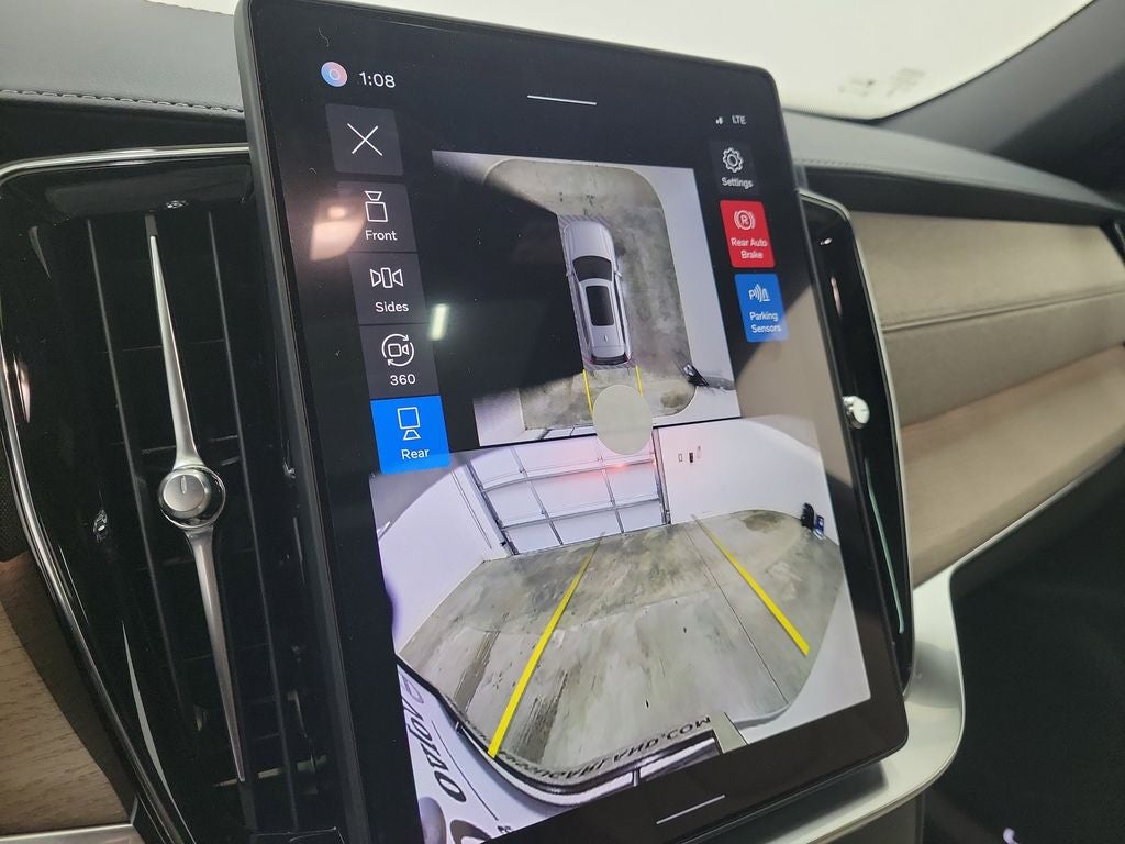 2026 Volvo XC90 B6 Plus 7-Seater