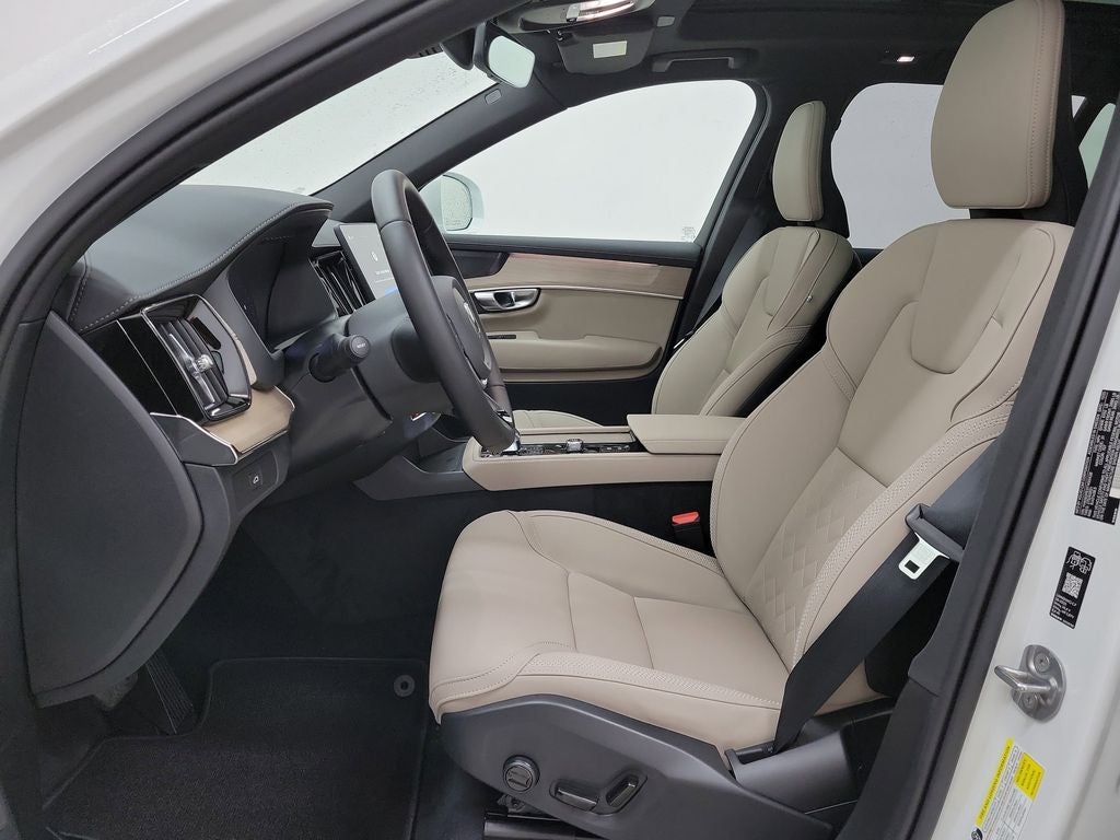 2026 Volvo XC90 B6 Plus 7-Seater