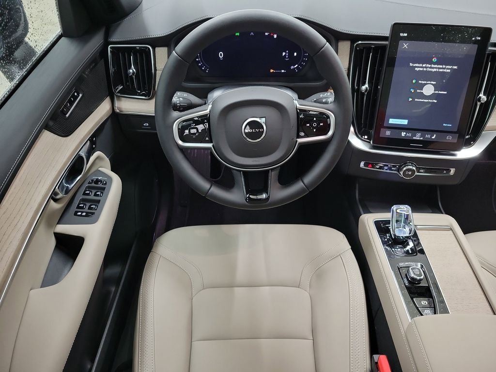 2026 Volvo XC90 B6 Plus 7-Seater