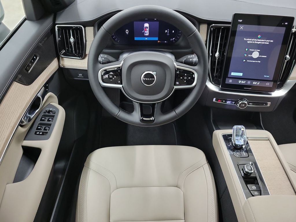 2026 Volvo XC90 B6 Plus 7-Seater