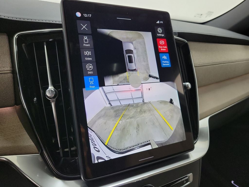 2026 Volvo XC90 B6 Plus 7-Seater