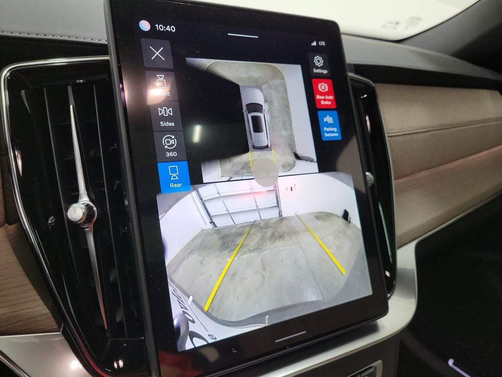 2026 Volvo XC90 B6 Plus 7-Seater