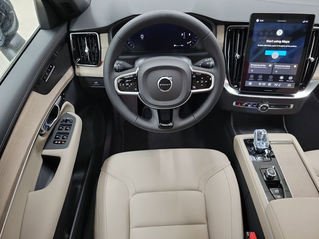 2026 Volvo XC90 B6 Plus 7-Seater