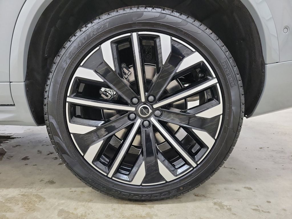 2026 Volvo XC90 B6 Plus 7-Seater