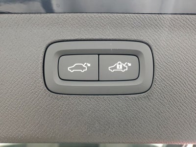 2025 Volvo XC90 B6 Plus 7-Seater