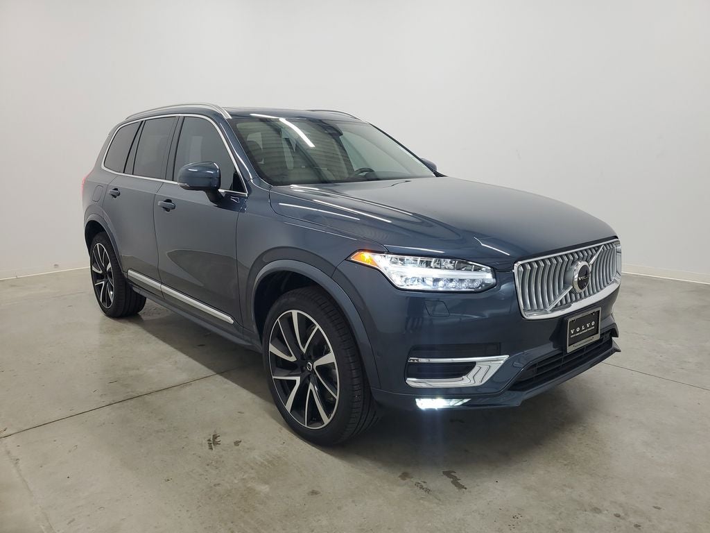 2025 Volvo XC90 B6 Plus 7-Seater