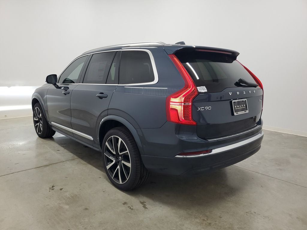 2025 Volvo XC90 B6 Plus 7-Seater