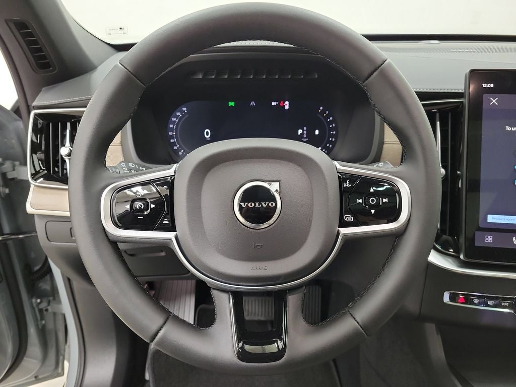 2026 Volvo XC90 B6 Plus 7-Seater