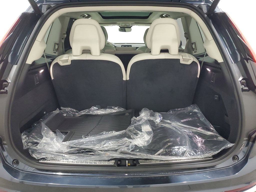 2026 Volvo XC90 B6 Ultra