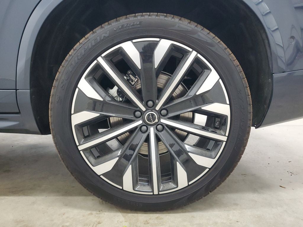 2026 Volvo XC90 B6 Ultra