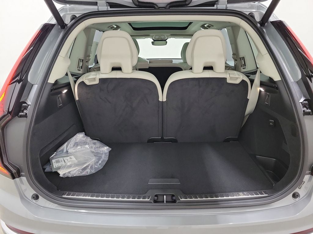 2026 Volvo XC90 B6 Ultra