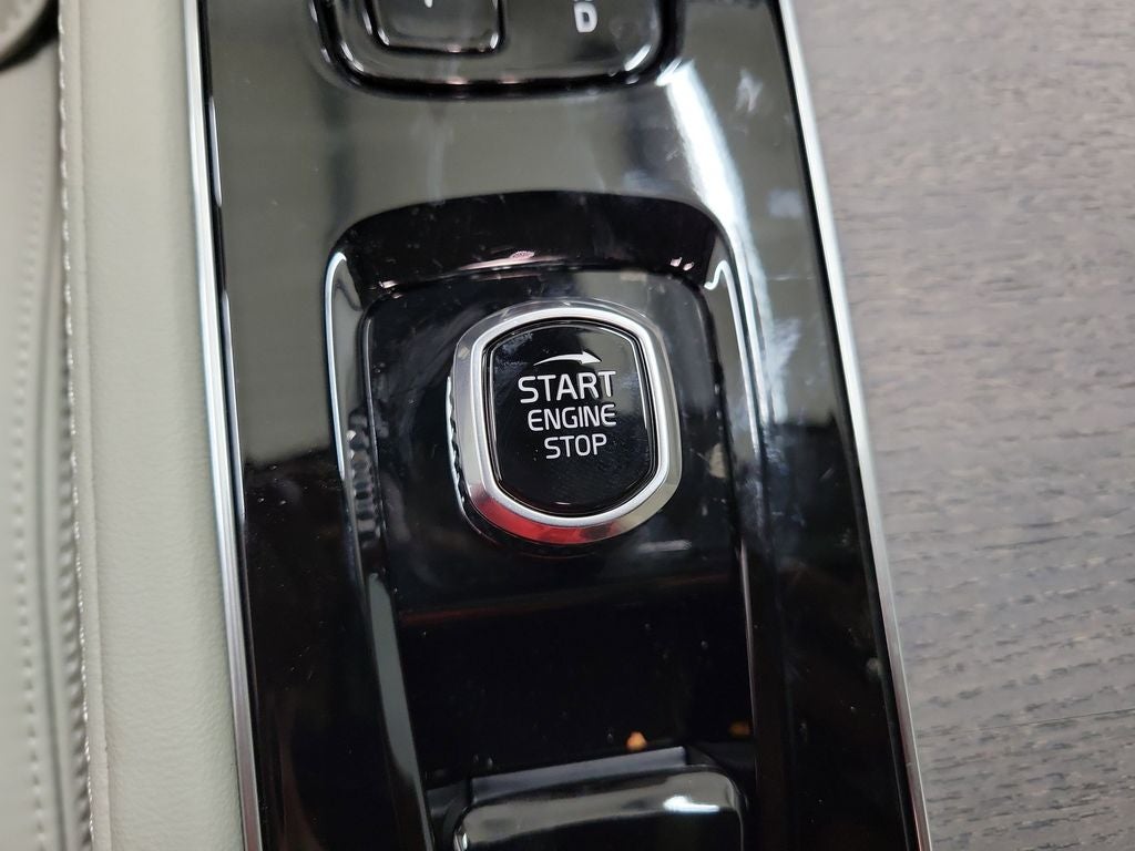 2026 Volvo XC90 B6 Ultra