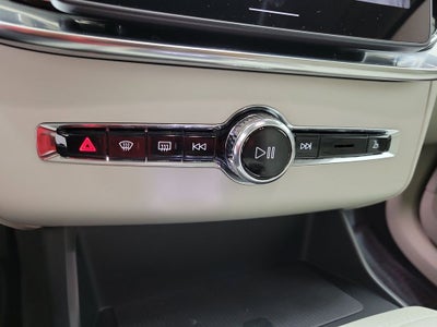 2026 Volvo XC90 B6 Ultra