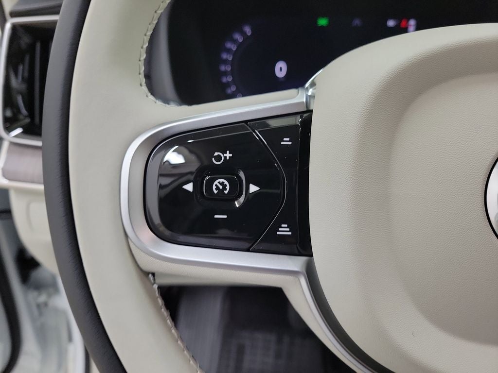 2026 Volvo XC90 B6 Ultra