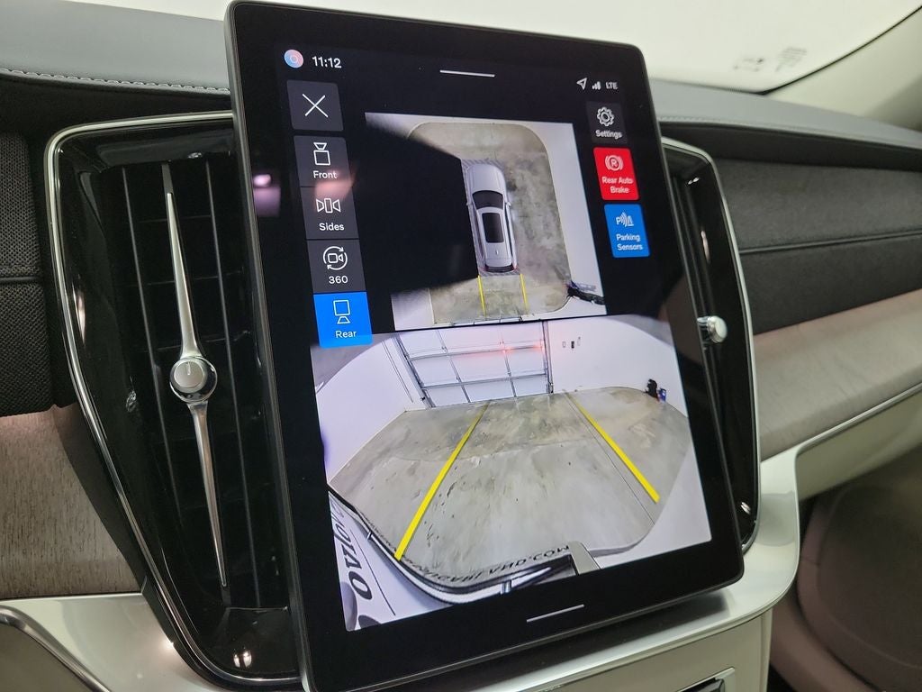 2026 Volvo XC90 B6 Ultra