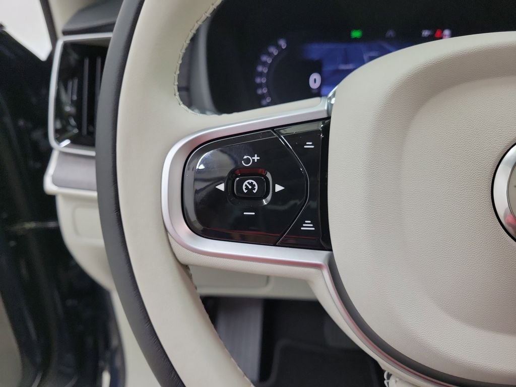 2026 Volvo XC90 B6 Ultra