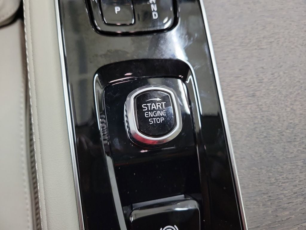 2026 Volvo XC90 B6 Ultra