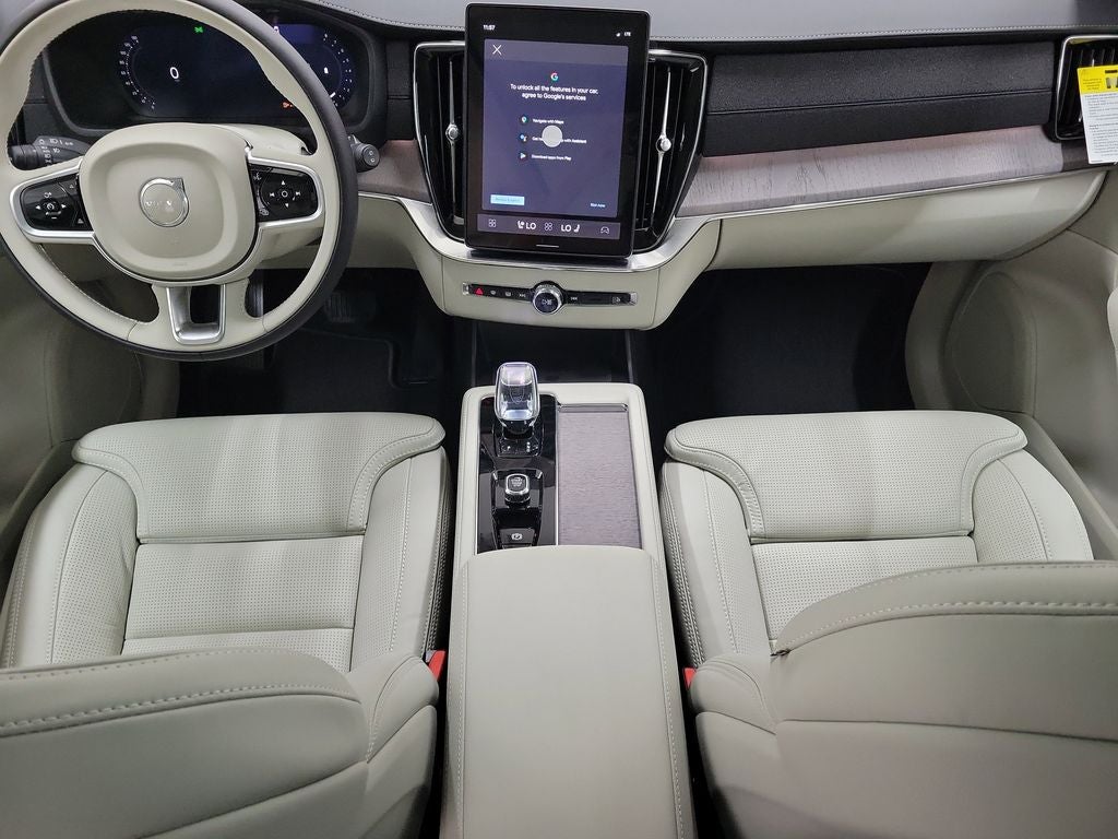 2026 Volvo XC90 B6 Ultra